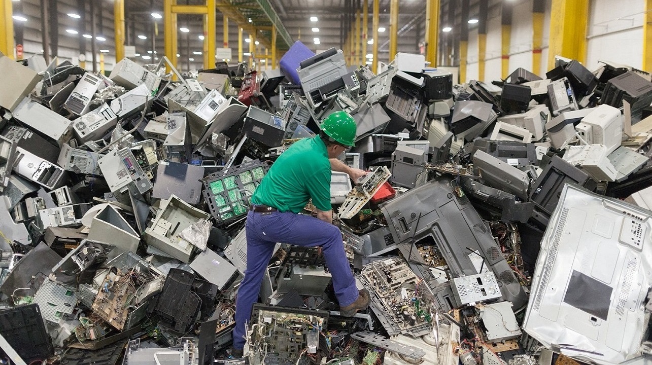 Beylikdüzü Elektronik Hurda Alan-0532 614 29 98-ÖZHAN METAL-Beylikdüzü Elektronik Kart Hurdası-Hurda Akü-Hastane Hurdası Alan